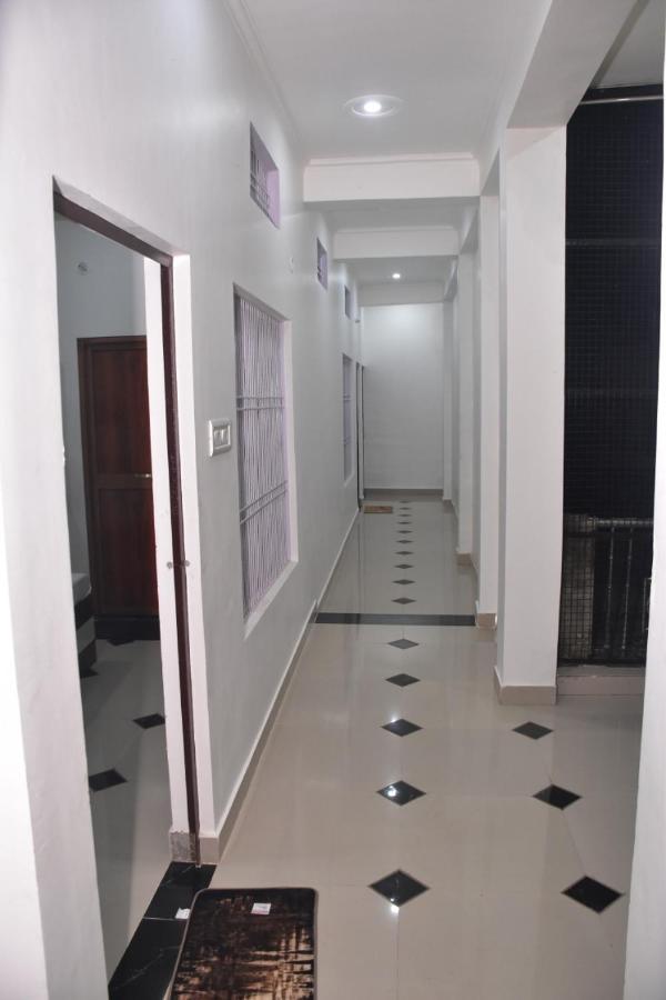 Shree Gorakhnath Guest House Ayodhya Екстериор снимка