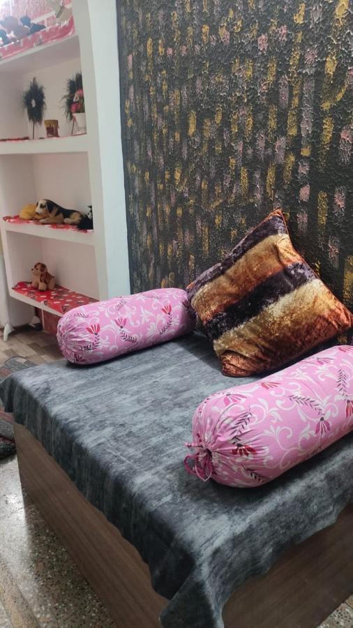 Shree Gorakhnath Guest House Ayodhya Стая снимка