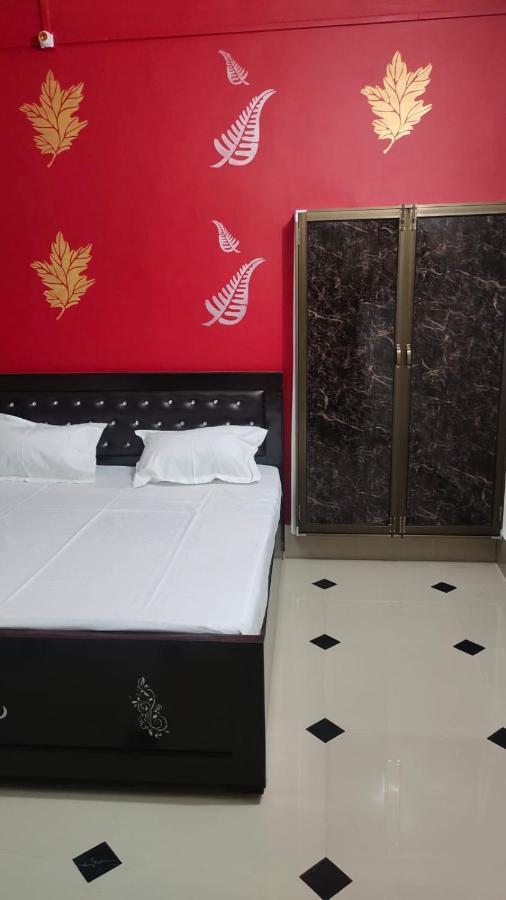 Shree Gorakhnath Guest House Ayodhya Стая снимка