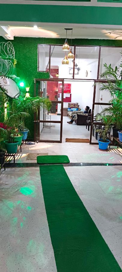 Shree Gorakhnath Guest House Ayodhya Екстериор снимка
