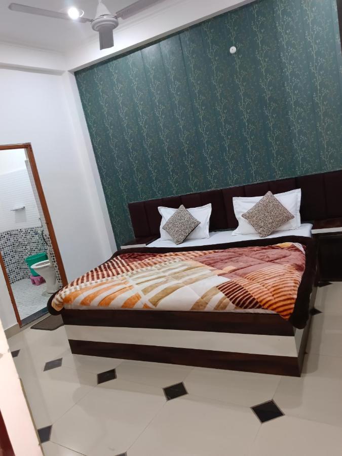 Shree Gorakhnath Guest House Ayodhya Екстериор снимка