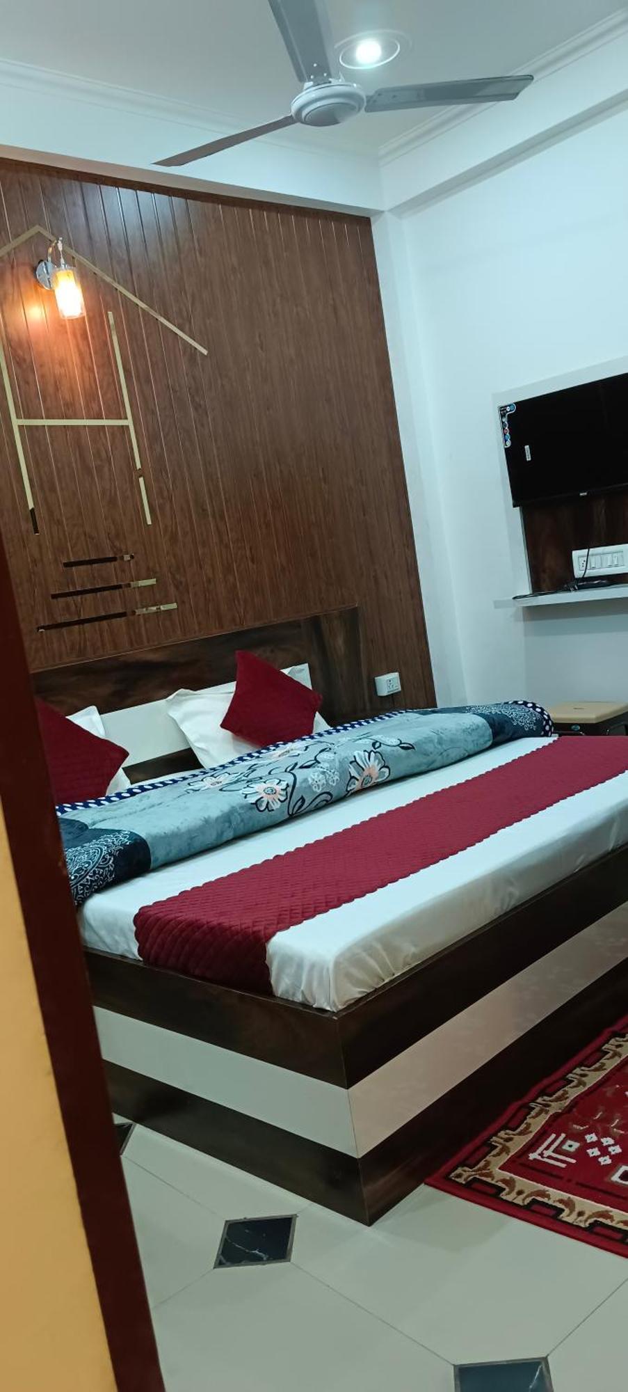 Shree Gorakhnath Guest House Ayodhya Екстериор снимка