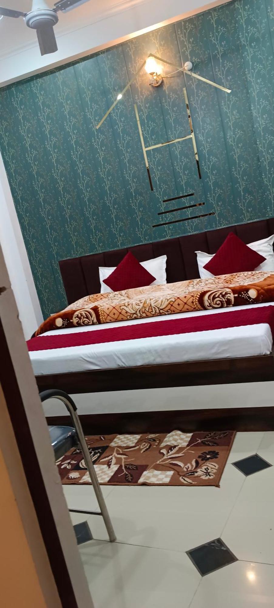 Shree Gorakhnath Guest House Ayodhya Екстериор снимка