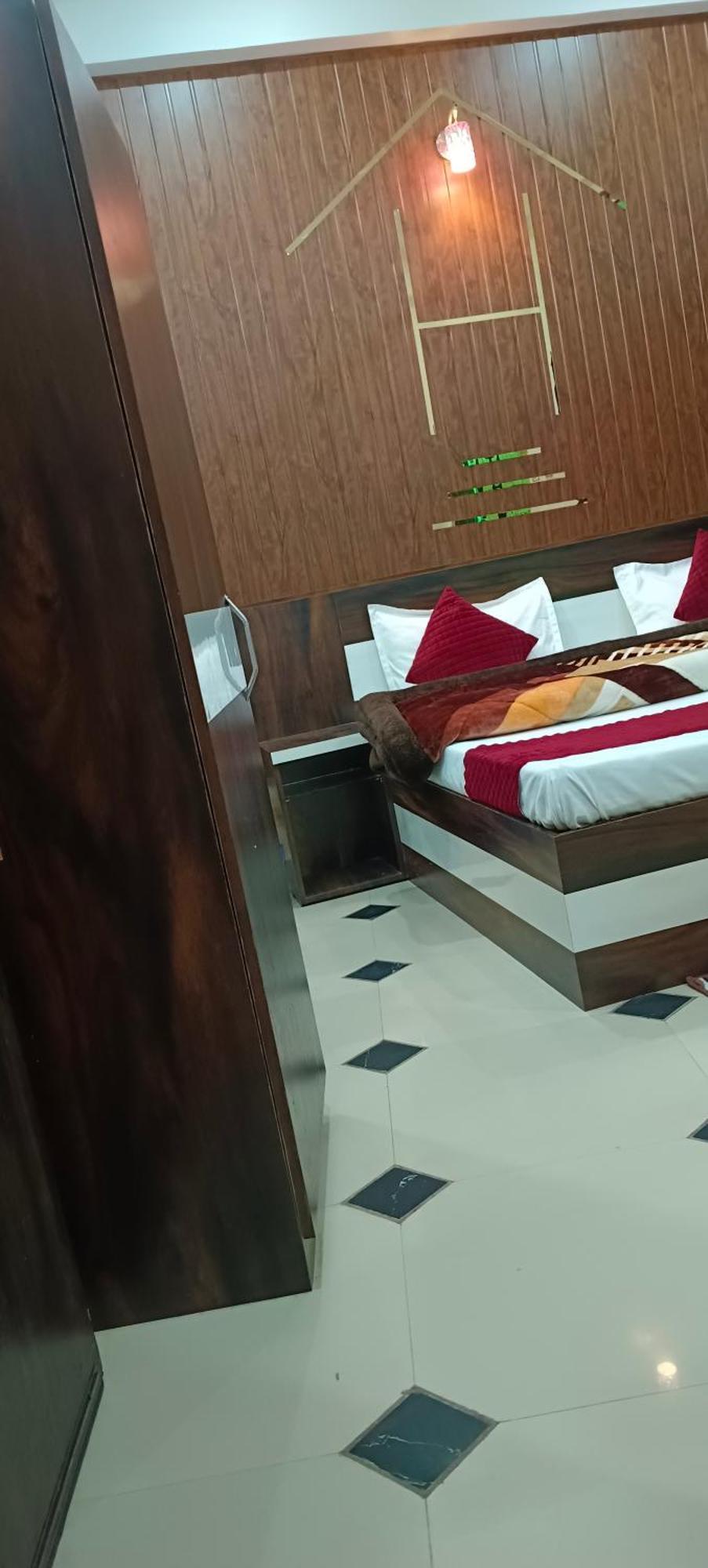 Shree Gorakhnath Guest House Ayodhya Екстериор снимка