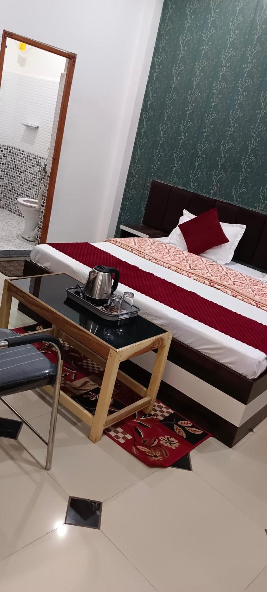 Shree Gorakhnath Guest House Ayodhya Екстериор снимка